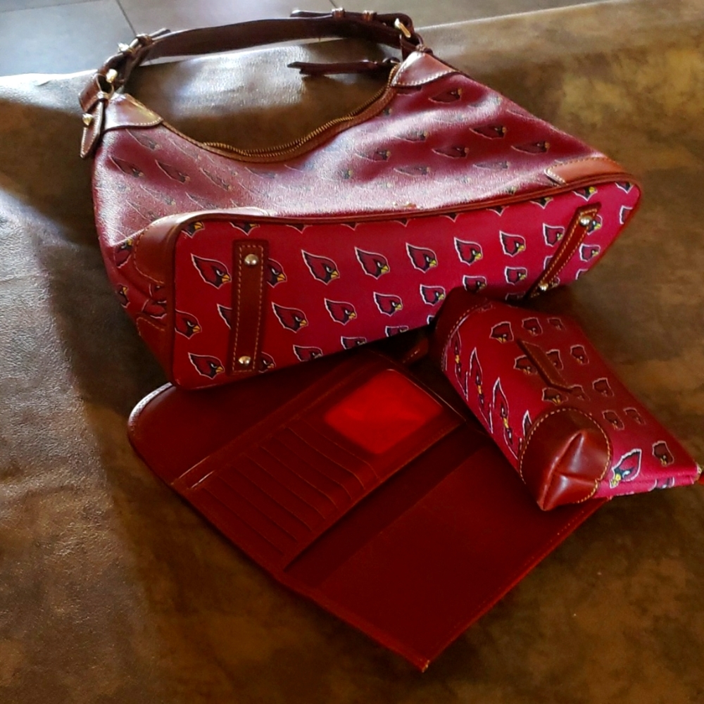 Dooney& Bourne hobo purse